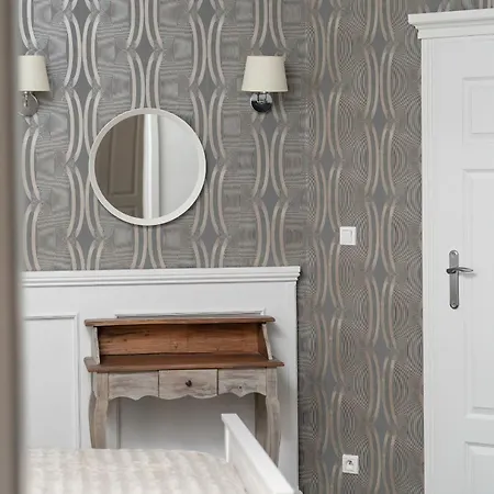 Cozy & Elegant Studio With Netflix Old Town By Renters Lejlighed