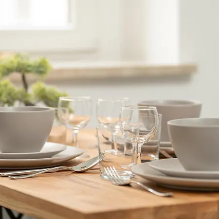 Cozy & Elegant Studio With Netflix Old Town By Renters * Poznań